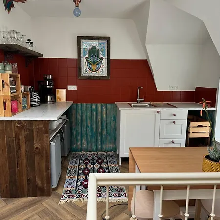 So-hum Bed and breakfast