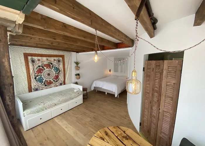 Bed & Breakfast So-hum